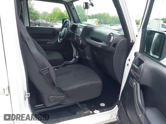 ✅ 2016 Jeep Wrangler Unlimited Sport • VIN: 1C4HJWDG7GL238107 • Lot: 42345271. Listed on IAAI with 104,540 mi. Free auction sales archive from the USA and detailed vehicle history report at DreamBid. Image 5.