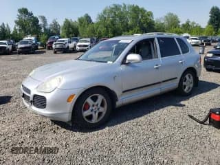 ✅ 2004 Porsche Cayenne Turbo • VIN: WP1AC29P74LA92363 • Lot: 62425055. Wystawiony na Copart z przebiegiem 207 655 mil. Bezpłatny archiwum sprzedaży aukcyjnych z USA i szczegółowy raport historii pojazdu na DreamBid. Zdjęcie 1.