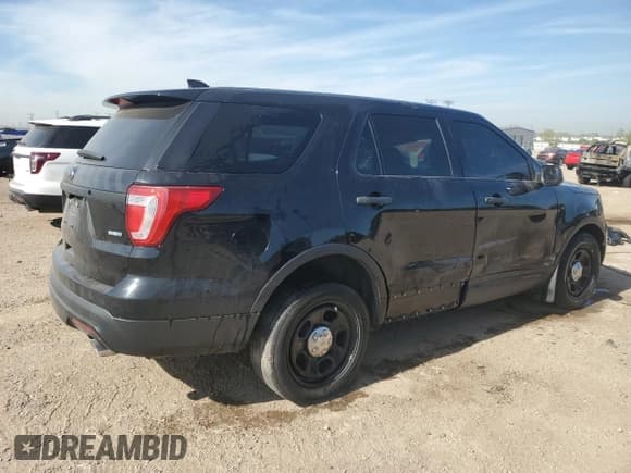 ✅ 2017 Ford Police Interceptor Utility • VIN: 1FM5K8AR0HGC87009 • Лот: 56338045. Опубликован ранее на Copart с пробегом 176 218 миль. Бесплатный доступ к архиву аукционных продаж из США и подробный отчёт об истории автомобиля на DreamBid. Изображение 3.