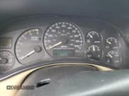 ✅ 2002 Chevrolet Silverado 2500HD LS • VIN: 1GCHC29102E117150 • Lot: 78233374. Wystawiony na Copart z przebiegiem 209 220 mil. Bezpłatny archiwum sprzedaży aukcyjnych z USA i szczegółowy raport historii pojazdu na DreamBid. Zdjęcie 9.