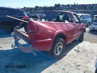 ✅ 2000 Chevrolet S-10 LS • VIN: 1GCCS14W0YK203515 • Лот: 41577895. Опубликован ранее на IAAI с пробегом 182 521 миль. Бесплатный доступ к архиву аукционных продаж из США и подробный отчёт об истории автомобиля на DreamBid. Изображение 4.