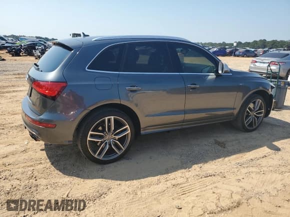 ✅ 2015 Audi SQ5 • VIN: WA1VGBFP8FA036369 • Lot: 80519425. Listed on Copart with 113,086 mi. Free auction sales archive from the USA and detailed vehicle history report at DreamBid. Image 3.