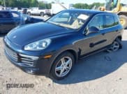 ✅ 2016 Porsche Cayenne • VIN: WP1AA2A28GLA03748 • Lot: 42760960. Wystawiony na IAAI z przebiegiem 132 066 mil. Bezpłatny archiwum sprzedaży aukcyjnych z USA i szczegółowy raport historii pojazdu na DreamBid. Zdjęcie 17.
