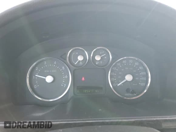 ✅ 2005 Mercury Montego Premier • VIN: 1MEFM42165G613698 • Lot: 90355215. Wystawiony na Copart z przebiegiem 105 417 mil. Bezpłatny archiwum sprzedaży aukcyjnych z USA i szczegółowy raport historii pojazdu na DreamBid. Zdjęcie 9.