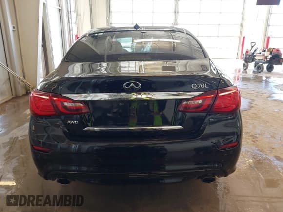 ✅ 2015 Infiniti Q70 • VIN: JN1BY1PR2FM830317 • Лот: 41619546. Опубликован ранее на IAAI с пробегом 85 964 миль. Бесплатный доступ к архиву аукционных продаж из США и подробный отчёт об истории автомобиля на DreamBid. Изображение 16.