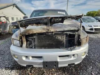 ✅ 2001 Dodge 1500 • VIN: 3B7HF13Z51G769219 • Lot: 84754175. Wystawiony na Copart z przebiegiem Nie podano. Bezpłatny archiwum sprzedaży aukcyjnych z USA i szczegółowy raport historii pojazdu na DreamBid. Zdjęcie 5.