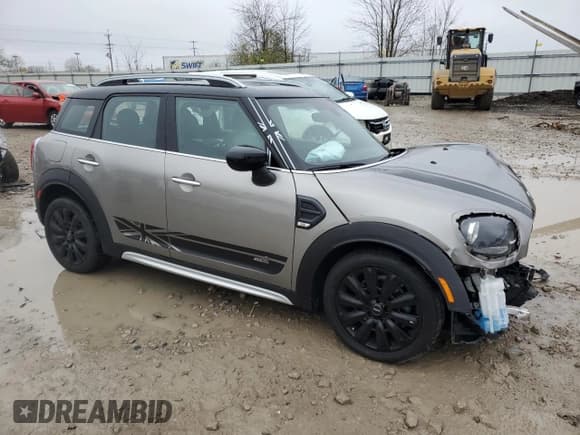 ✅ 2020 MINI Countryman Cooper • VIN: WMZYW5C04L3M27629 • Лот: 80588014. Опубликован ранее на Copart с пробегом 43 773 миль. Бесплатный доступ к архиву аукционных продаж из США и подробный отчёт об истории автомобиля на DreamBid. Изображение 4.