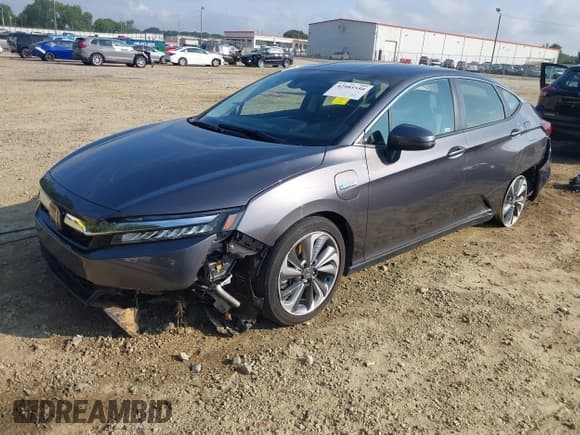 ✅ 2018 Honda Clarity • VIN: JHMZC5F13JC009205 • Lot: 42985550. Wystawiony na IAAI z przebiegiem 82 251 mil. Bezpłatny archiwum sprzedaży aukcyjnych z USA i szczegółowy raport historii pojazdu na DreamBid. Zdjęcie 2.