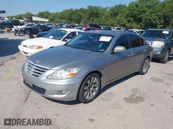 ✅ 2009 Hyundai Genesis • VIN: KMHGC46E09U042847 • Лот: 43210089. Опубликован ранее на IAAI с пробегом Не указан. Бесплатный доступ к архиву аукционных продаж из США и подробный отчёт об истории автомобиля на DreamBid. Изображение 2.