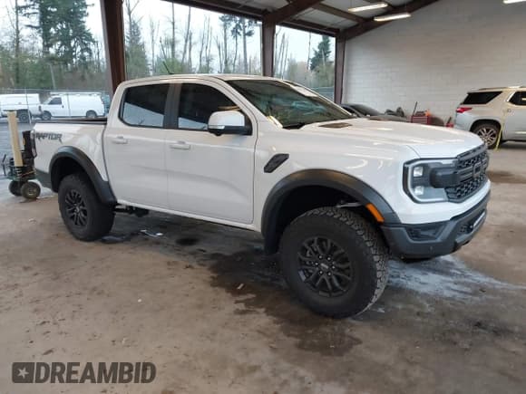 ✅ 2024 Ford Ranger Raptor • VIN: 1FTER4LR3RLE23552 • Lot: 43631268. Wystawiony na IAAI z przebiegiem 5 341 mil. Bezpłatny archiwum sprzedaży aukcyjnych z USA i szczegółowy raport historii pojazdu na DreamBid. Zdjęcie 1.