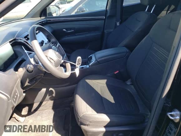 2023 Hyundai Santa Cruz Night Edition с VIN 5NTJCDAF6PH071871, выставлен на аукционе Copart как лот 64869504 с пробегом 14 432 миль миль и Списание • Salvage title. История ставок и продаж доступна на DreamBid. Изображение 7.