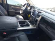 ✅ 2018 Ram 1500 Big Horn • VIN: 1C6RR7LT4JS156342 • Lot: 42788310. Wystawiony na IAAI z przebiegiem 134 867 mil. Bezpłatny archiwum sprzedaży aukcyjnych z USA i szczegółowy raport historii pojazdu na DreamBid. Zdjęcie 5.