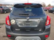 ✅ 2016 Buick Encore Sport Touring • VIN: KL4CJ2SM6GB674684 • Lot: 43552741. Wystawiony na IAAI z przebiegiem 138 488 mil. Bezpłatny archiwum sprzedaży aukcyjnych z USA i szczegółowy raport historii pojazdu na DreamBid. Zdjęcie 16.