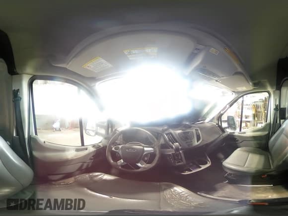 ✅ 2016 Ford Transit • VIN: 1FTRS4XG5GKB47053 • Лот: 52082525. Опубликован ранее на Copart с пробегом 145 858 миль. Бесплатный доступ к архиву аукционных продаж из США и подробный отчёт об истории автомобиля на DreamBid. Изображение 14.