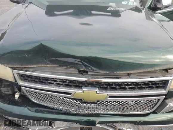 ✅ 2006 Chevrolet Silverado 1500 LS • VIN: 2GCEK19B561266573 • Lot: 71420804. Wystawiony na Copart z przebiegiem 153 471 mil mil. Skorzystaj z bezpłatnego archiwum sprzedaży aukcyjnych z USA i zobacz szczegółowy raport historii pojazdu na DreamBid. Zdjęcie 12.