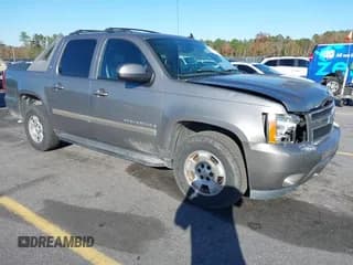 ✅ 2008 Chevrolet Avalanche 1LT • VIN: 3GNEC12038G108207 • Lot: 43683575. Listed on IAAI with 119,474 mi. Free auction sales archive from the USA and detailed vehicle history report at DreamBid. Image 1.
