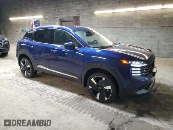 ✅ 2025 Nissan Kicks SR • VIN: 3N8AP6DB0SL341147 • Lot: 90513465. Listed on Copart with 3,843 mi. Free auction sales archive from the USA and detailed vehicle history report at DreamBid. Image 4.