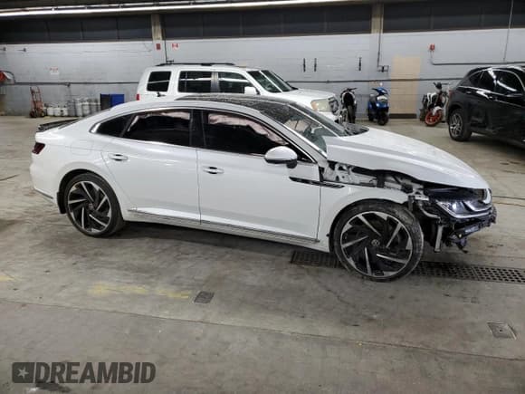 ✅ 2023 Volkswagen Arteon SEL Premium R-Line • VIN: WVWTR7AN1PE012614 • Lot: 58422195. Listed on Copart with 21,592 mi. Free auction sales archive from the USA and detailed vehicle history report at DreamBid. Image 4.