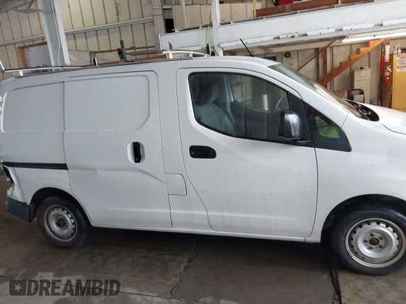 ✅ 2018 Nissan NV200 SV • VIN: 3N6CM0KN0JK693430 • Lot: 42552464. Listed on IAAI with 102,931 mi. Free auction sales archive from the USA and detailed vehicle history report at DreamBid. Image 13.