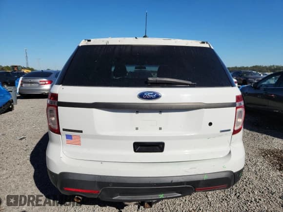 ✅ 2015 Ford Police Interceptor Utility • VIN: 1FM5K8AR9FGB61552 • Lot: 92263775. Listed on Copart with 118,563 mi. Free auction sales archive from the USA and detailed vehicle history report at DreamBid. Image 6.