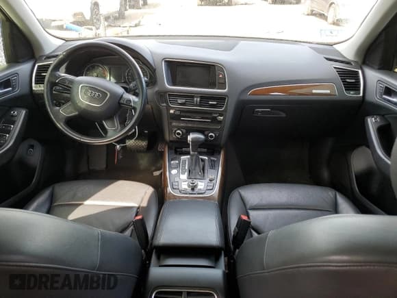 ✅ 2017 Audi Q5 Premium • VIN: WA1C2AFPXHA092820 • Lot: 70222425. Listed on Copart with 176,052 mi. Free auction sales archive from the USA and detailed vehicle history report at DreamBid. Image 8.