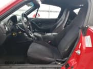 ✅ 2004 Mazda MX-5 Miata Cloth • VIN: JM1NB353940400150 • Lot: 72049764. Wystawiony na Copart z przebiegiem 176 924 mil. Bezpłatny archiwum sprzedaży aukcyjnych z USA i szczegółowy raport historii pojazdu na DreamBid. Zdjęcie 7.