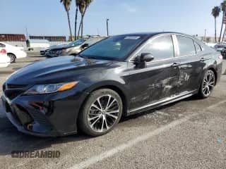 2020 Toyota Camry Hybrid SE z VIN 4T1G31AK6LU533572, wystawiony jako Copart lot #81991585 z przebiegiem 89 515 mil mil oraz Szkoda całkowita • Salvage title. Historia ofert i sprzedaży dostępna na DreamBid. Obrazek 1.