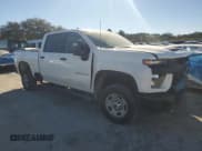 ✅ 2023 Chevrolet Silverado 2500HD Work Truck • VIN: 1GC1YLE7XPF169163 • Lot: 90227305. Wystawiony na Copart z przebiegiem 56 939 mil. Bezpłatny archiwum sprzedaży aukcyjnych z USA i szczegółowy raport historii pojazdu na DreamBid. Zdjęcie 4.