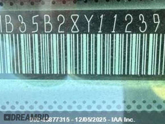 ✅ 2008 Saturn Sky • VIN: 1G8MB35B28Y112393 • Lot: 43877315. Listed on IAAI with 198,499 mi. Free auction sales archive from the USA and detailed vehicle history report at DreamBid. Image 9.