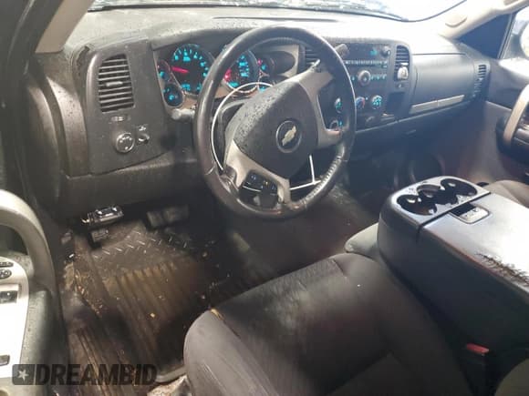 ✅ 2009 Chevrolet Silverado 1500 • VIN: 1GCEK24089Z111412 • Лот: 56109375. Опубликован ранее на Copart с пробегом 199 908 миль. Бесплатный доступ к архиву аукционных продаж из США и подробный отчёт об истории автомобиля на DreamBid. Изображение 8.