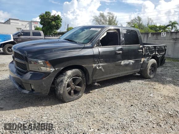 ✅ 2018 Ram 1500 Express • VIN: 1C6RR6KG6JS297010 • Lot: 81755635. Listed on Copart with 80,981 mi. Free auction sales archive from the USA and detailed vehicle history report at DreamBid. Image 1.