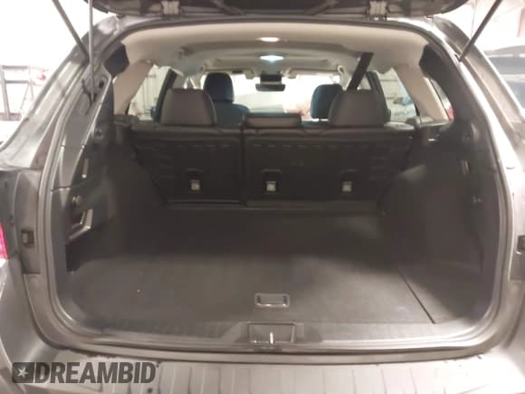 ✅ 2018 Subaru Outback Limited • VIN: 4S4BSANC3J3337544 • Lot: 43668622. Listed on IAAI with 104,344 mi. Free auction sales archive from the USA and detailed vehicle history report at DreamBid. Image 18.