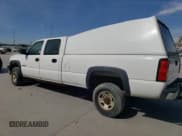 ✅ 2006 Chevrolet Silverado 2500HD Work Truck • VIN: 1GCHC23U56F170848 • Лот: 46299625. Опубликован ранее на Copart с пробегом 259 631 миль. Бесплатный доступ к архиву аукционных продаж из США и подробный отчёт об истории автомобиля на DreamBid. Изображение 2.