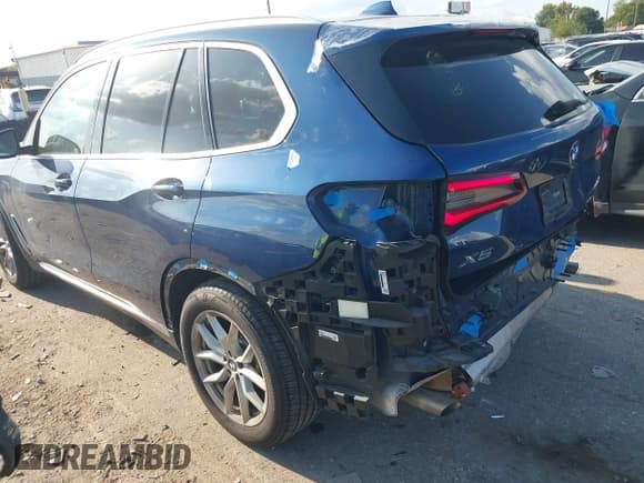 ✅ 2020 BMW X5 sDrive40i • VIN: 5UXCR4C07L9C49693 • Lot: 43263987. Wystawiony na IAAI z przebiegiem 50 000 mil. Bezpłatny archiwum sprzedaży aukcyjnych z USA i szczegółowy raport historii pojazdu na DreamBid. Zdjęcie 6.