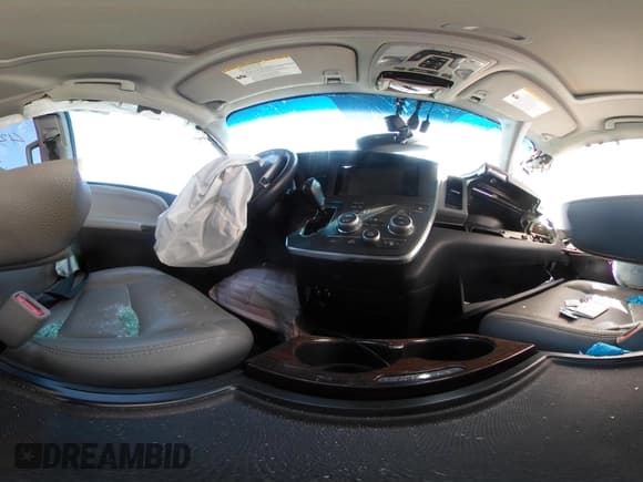 ✅ 2017 Toyota Sienna XLE • VIN: 5TDDZ3DC1HS152732 • Lot: 43352681. Listed on IAAI with 186,860 mi. Free auction sales archive from the USA and detailed vehicle history report at DreamBid. Image 18.