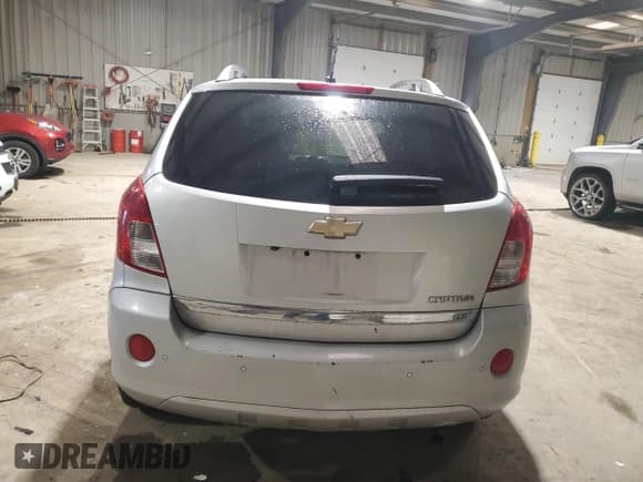 ✅ 2013 Chevrolet Captiva Sport LTZ • VIN: 3GNAL4EK3DS612499 • Lot: 46884585. Wystawiony na Copart z przebiegiem 58 086 mil. Bezpłatny archiwum sprzedaży aukcyjnych z USA i szczegółowy raport historii pojazdu na DreamBid. Zdjęcie 6.