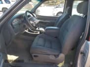 ✅ 2001 Ford Explorer Sport • VIN: 1FMYU70E61UC86910 • Lot: 71248374. Listed on Copart with 163,973 mi. Free auction sales archive from the USA and detailed vehicle history report at DreamBid. Image 7.