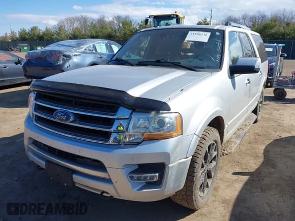 ✅ 2015 Ford Expedition Max Limited • VIN: 1FMJK2ATXFEF18188 • Lot: 41898230. Listed on IAAI with 120,000 mi. Free auction sales archive from the USA and detailed vehicle history report at DreamBid. Image 2.