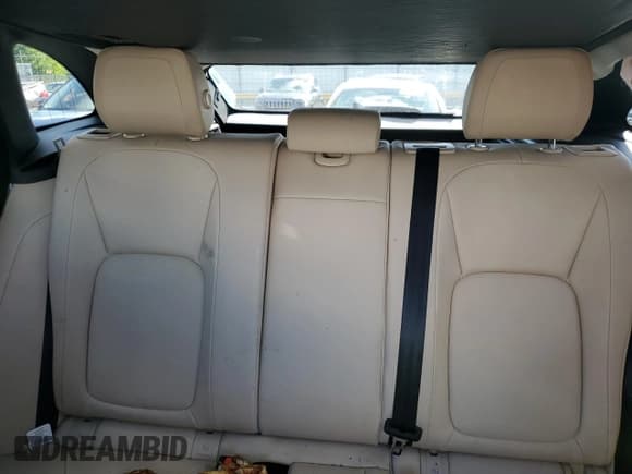 ✅ 2018 Jaguar F-Pace 25t Premium • VIN: SADCJ2FX0JA258030 • Lot: 69752515. Listed on Copart with Not provided. Free auction sales archive from the USA and detailed vehicle history report at DreamBid. Image 10.