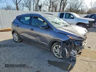 ✅ 2023 Chevrolet Bolt EUV LT • VIN: 1G1FY6S01P4164842 • Лот: 93613665. Опубликован ранее на Copart с пробегом 100 293 миль. Бесплатный доступ к архиву аукционных продаж из США и подробный отчёт об истории автомобиля на DreamBid. Изображение 4.
