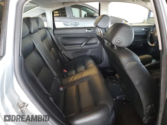 ✅ 1999 Volkswagen Passat • VIN: WVWMA63B0XE427125 • Lot: 71563135. Listed on Copart with 206,456 mi. Free auction sales archive from the USA and detailed vehicle history report at DreamBid. Image 10.