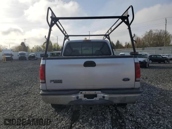 ✅ 2003 Ford F-250 XL • VIN: 1FTNW20PX3ED26912 • Lot: 52461075. Listed on Copart with 90,804 mi. Free auction sales archive from the USA and detailed vehicle history report at DreamBid. Image 6.