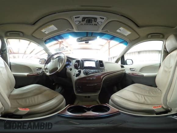 ✅ 2012 Toyota Sienna XLE AAS • VIN: 5TDYK3DC1CS268494 • Lot: 71156765. Listed on Copart with 98,544 mi. Free auction sales archive from the USA and detailed vehicle history report at DreamBid. Image 15.