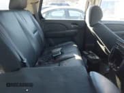 ✅ 2014 Chevrolet Tahoe Commercial • VIN: 1GNLC2E03ER216914 • Lot: 43681121. Wystawiony na IAAI z przebiegiem 186 371 mil. Bezpłatny archiwum sprzedaży aukcyjnych z USA i szczegółowy raport historii pojazdu na DreamBid. Zdjęcie 8.