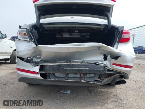 ✅ 2017 Hyundai Sonata SE • VIN: 5NPE24AF9HH588828 • Лот: 42630178. Опубликован ранее на IAAI с пробегом 100 116 миль. Бесплатный доступ к архиву аукционных продаж из США и подробный отчёт об истории автомобиля на DreamBid. Изображение 18.