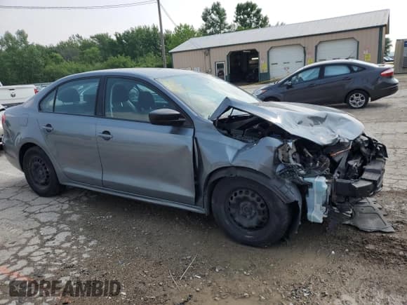 ✅ 2013 Volkswagen Jetta S • VIN: 3VW2K7AJ5DM403782 • Lot: 59902885. Listed on Copart with 138,710 mi. Free auction sales archive from the USA and detailed vehicle history report at DreamBid. Image 4.