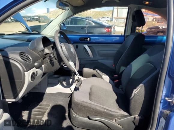 ✅ 1999 Volkswagen Beetle GLS • VIN: 3VWCA21C8XM418244 • Lot: 67540425. Wystawiony na Copart z przebiegiem 159 090 mil. Bezpłatny archiwum sprzedaży aukcyjnych z USA i szczegółowy raport historii pojazdu na DreamBid. Zdjęcie 7.