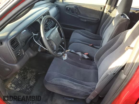 ✅ 2000 Dodge Dakota Sport • VIN: 1B7GG2AN2YS770376 • Lot: 42437485. Wystawiony na Copart z przebiegiem 196 906 mil. Bezpłatny archiwum sprzedaży aukcyjnych z USA i szczegółowy raport historii pojazdu na DreamBid. Zdjęcie 7.