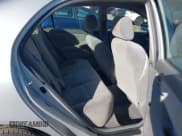 ✅ 2006 Toyota Corolla CE • VIN: JTDBR32E260072271 • Lot: 43672500. Listed on IAAI with 214,712 mi. Free auction sales archive from the USA and detailed vehicle history report at DreamBid. Image 8.