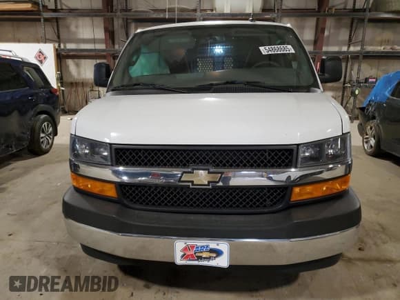 ✅ 2022 Chevrolet Express Cargo • VIN: 1GCWGAFP4N1195148 • Лот: 54868685. Опубликован ранее на Copart с пробегом 25 686 миль. Бесплатный доступ к архиву аукционных продаж из США и подробный отчёт об истории автомобиля на DreamBid. Изображение 5.